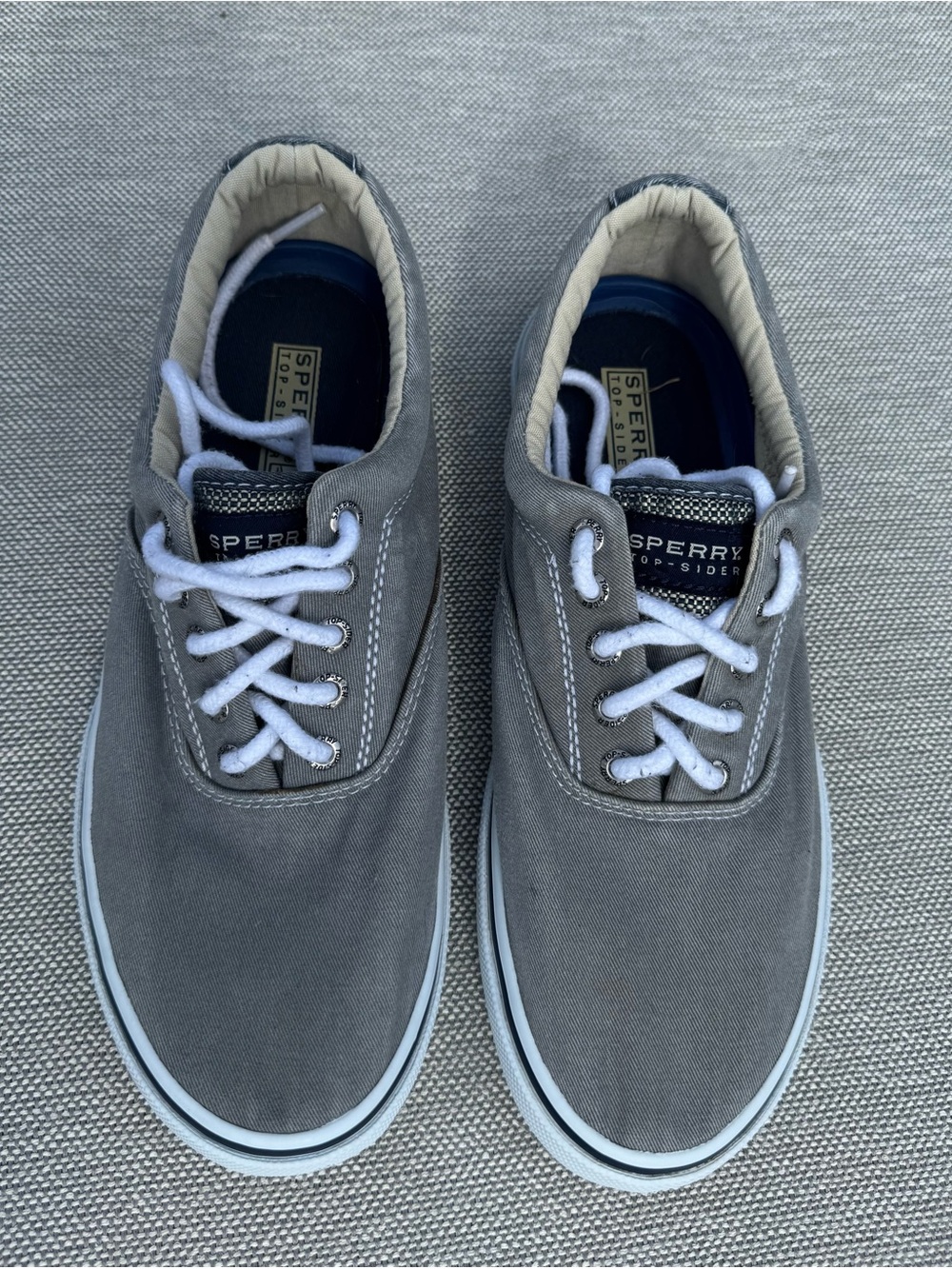 Sperry Striper II CVO Gray Canvas Sneakers Men’s Size 8